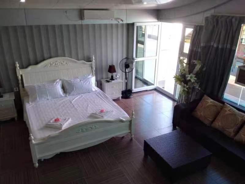 Crystal Beach Hotel Port Vila Kültér fotó