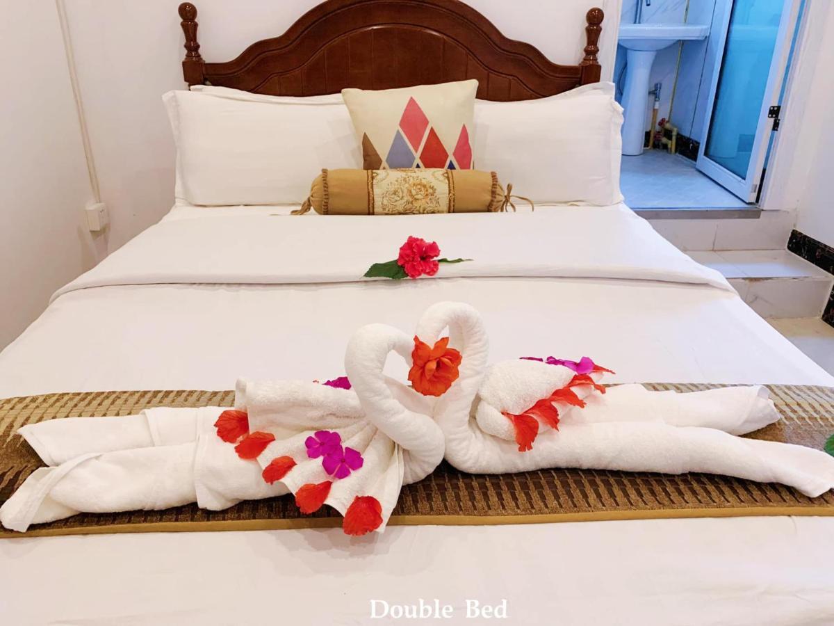 Crystal Beach Hotel Port Vila Kültér fotó