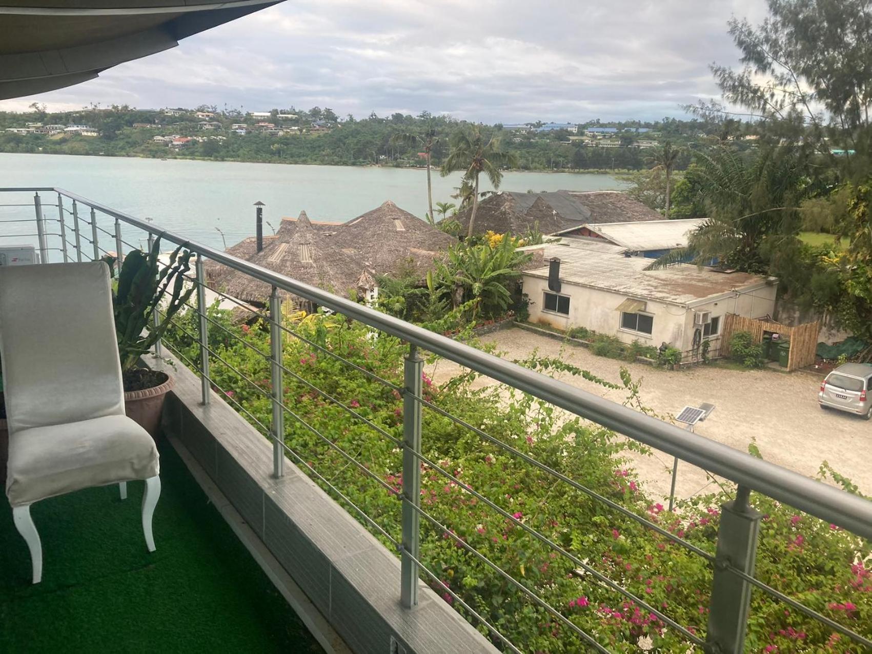 Crystal Beach Hotel Port Vila Kültér fotó